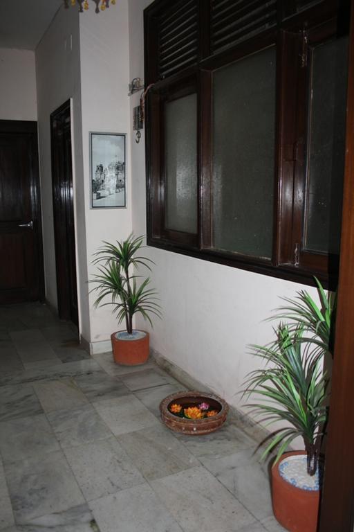 Jeraths Villa Bed And Breakfast Delhi  Extérieur photo